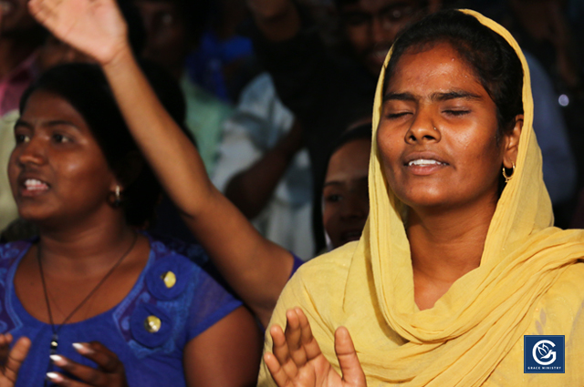 Hundreds flocked into the Blessing Prophetic Prayer on May 25th and 27th, 2018 at Bethesda International Ministry Prayer Hall in Belgaum, Karnataka. The Prayer meetings were a source of transformation for many a people from Bondage and Sickness. 